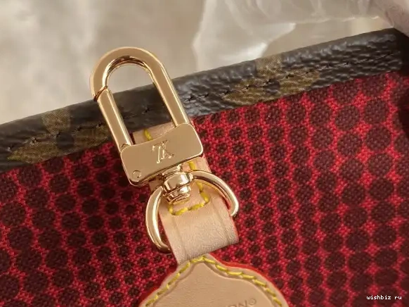 WIS MM X LOUIS ONTHEGO YK VUITTON 0629